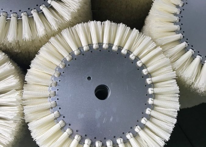 Conheça escova rotativa industrial de nylon da ACR Escovas